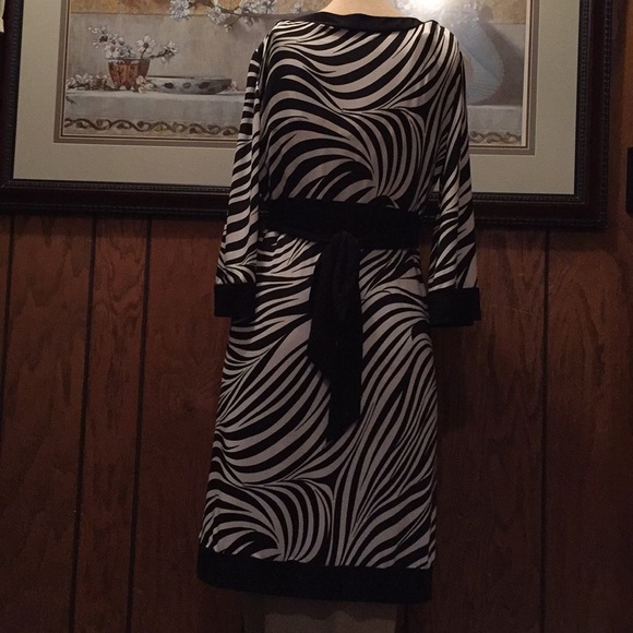 Mymichelle zebra Dress size Medium - Picture 3 of 5